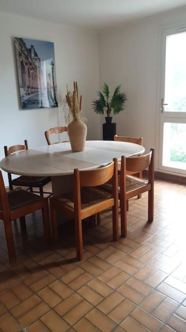 Maison De Ville 102M2 3 Chambres 蒙蒂尼勒布勒托讷 外观 照片