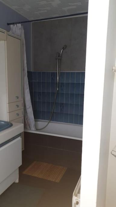 Maison De Ville 102M2 3 Chambres 蒙蒂尼勒布勒托讷 外观 照片