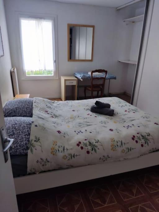 Maison De Ville 102M2 3 Chambres 蒙蒂尼勒布勒托讷 外观 照片