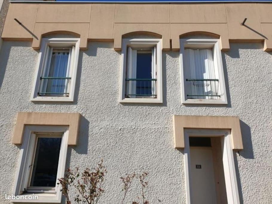 Maison De Ville 102M2 3 Chambres 蒙蒂尼勒布勒托讷 外观 照片